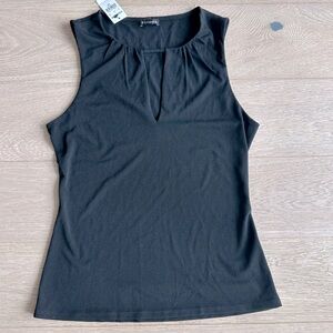 Express deep keyhole tank top